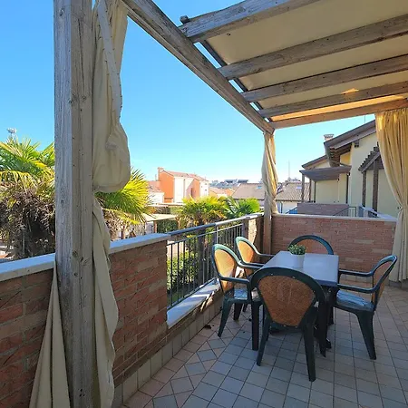 Apartment Duplex Con Doppi Servizi Piazza Aurora Lido di Jesolo