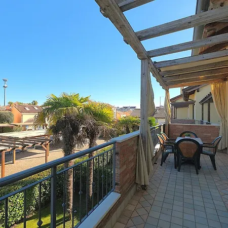 Duplex Con Doppi Servizi Piazza Aurora Apartment *