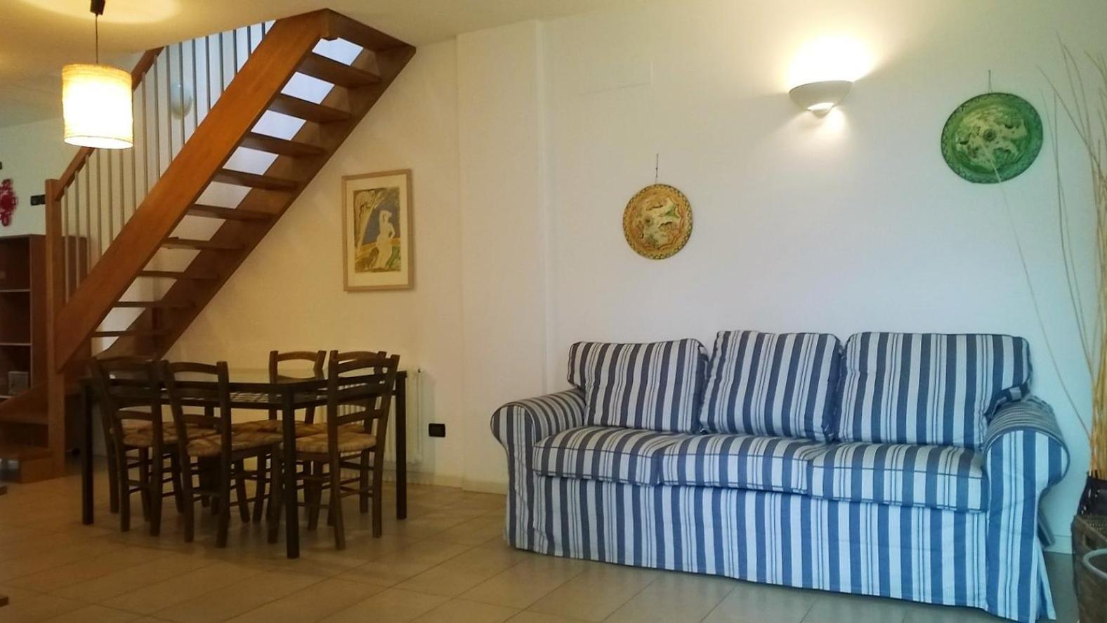 Duplex Con Doppi Servizi Piazza Aurora Apartment *