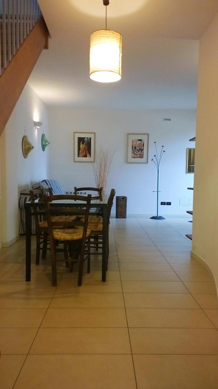 Duplex Con Doppi Servizi Piazza Aurora Apartment *